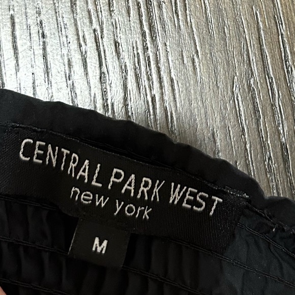 Central Park West New York Off the Shoulder smocked butterfly sleeve top, Medium - Picture 4 of 8